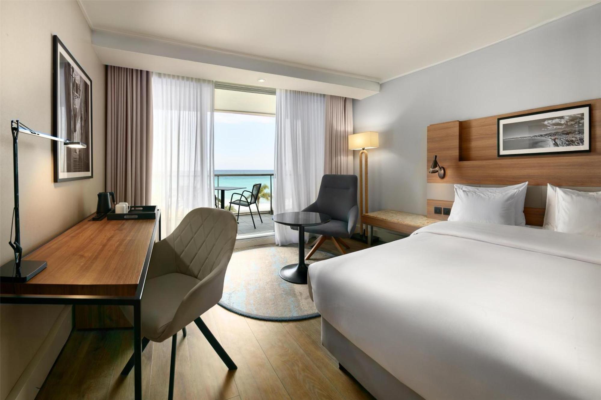 Radisson Blu Hotel Nizza Esterno foto