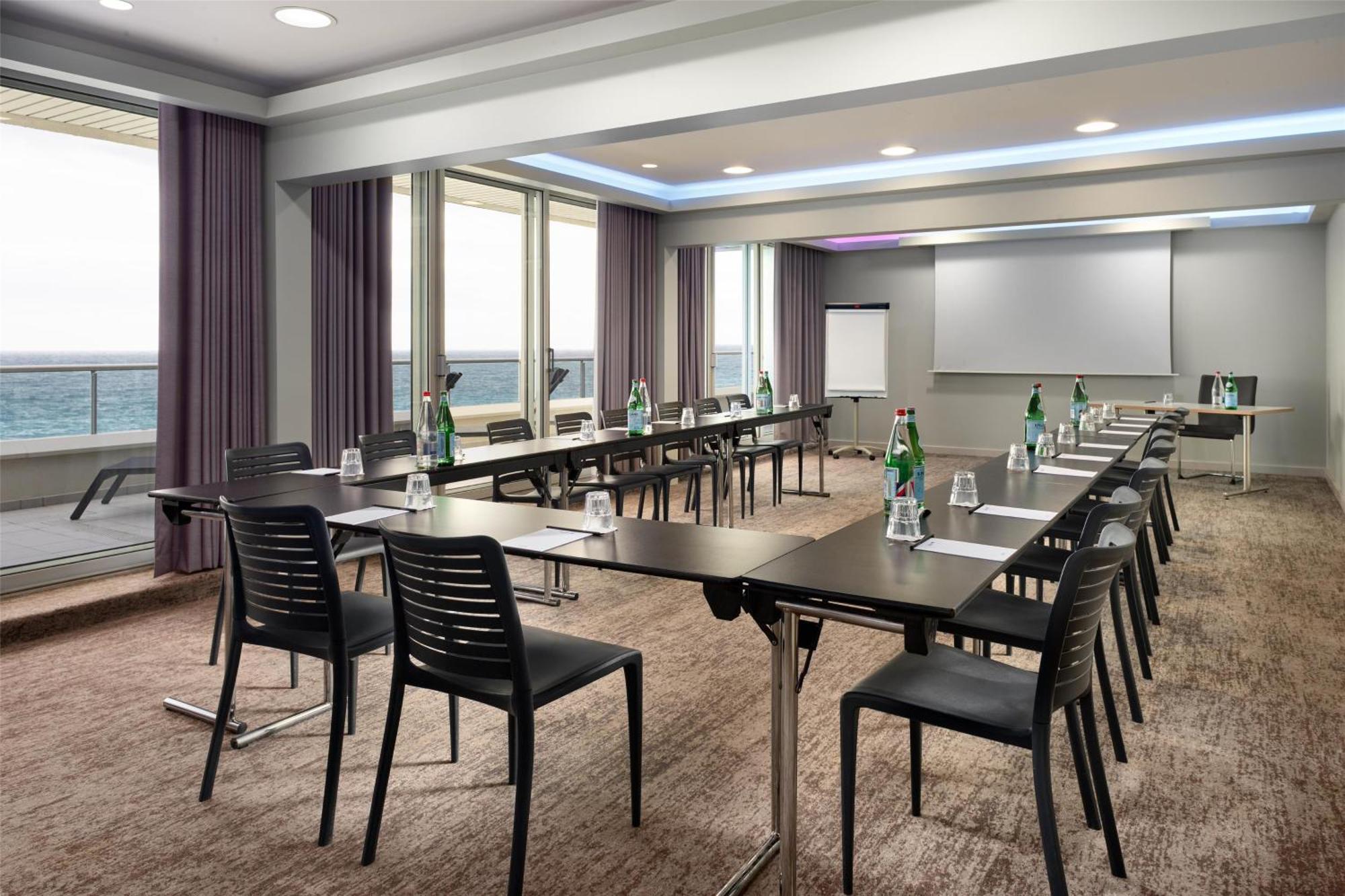 Radisson Blu Hotel Nizza Esterno foto