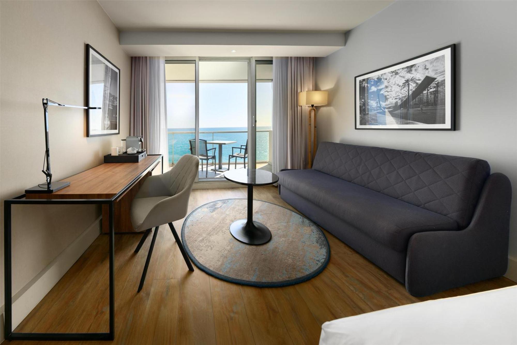 Radisson Blu Hotel Nizza Esterno foto